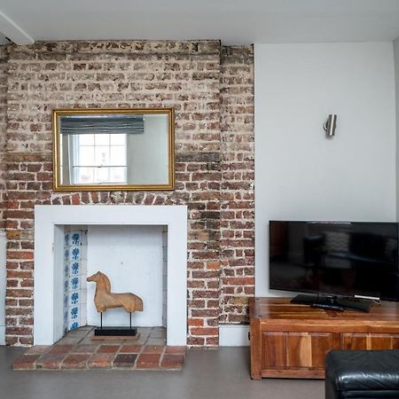 Trendy Apartment In Central Soho - Piccadilly Londen Buitenkant foto