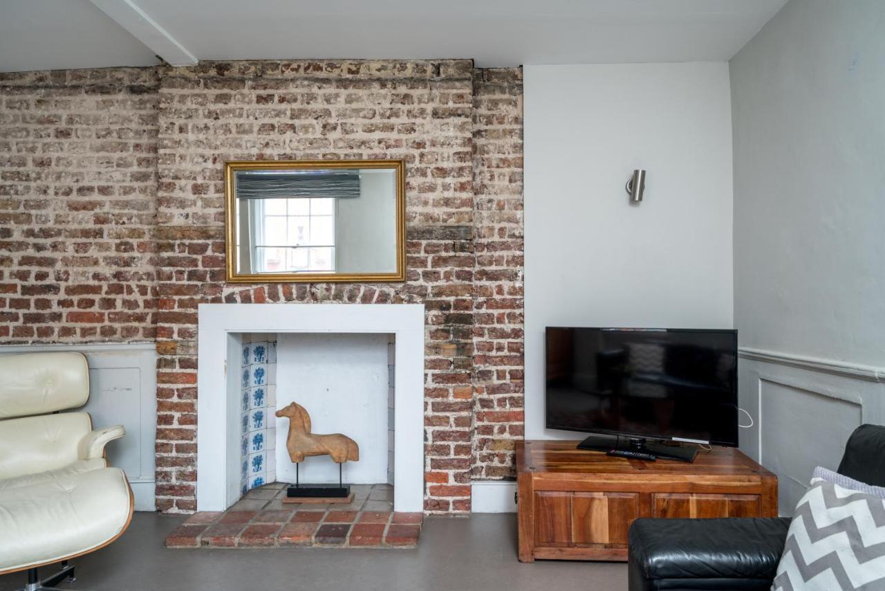 Trendy Apartment In Central Soho - Piccadilly Londen Buitenkant foto