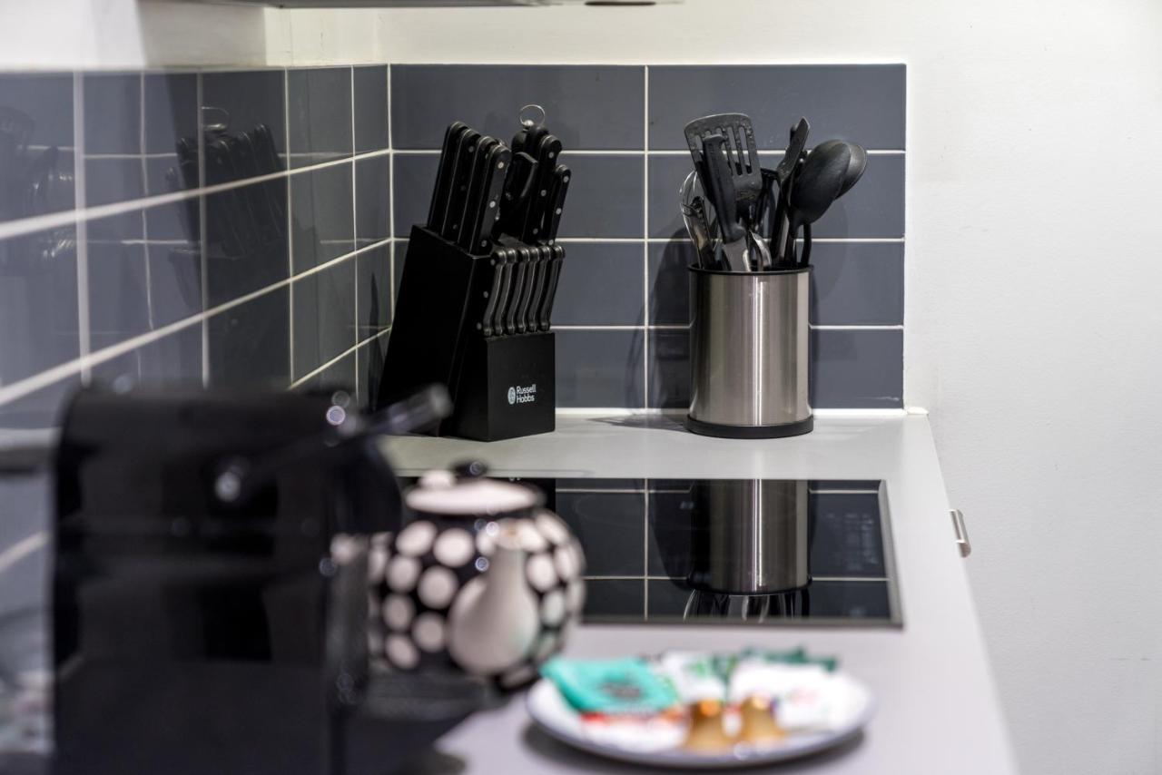 Trendy Apartment In Central Soho - Piccadilly Londen Buitenkant foto
